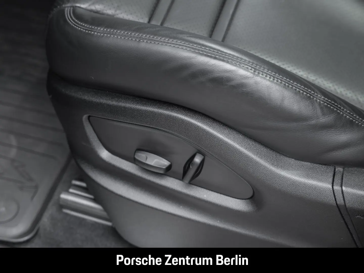 Cayenne Platinum Edition BOSE Rückfahrkamera LED