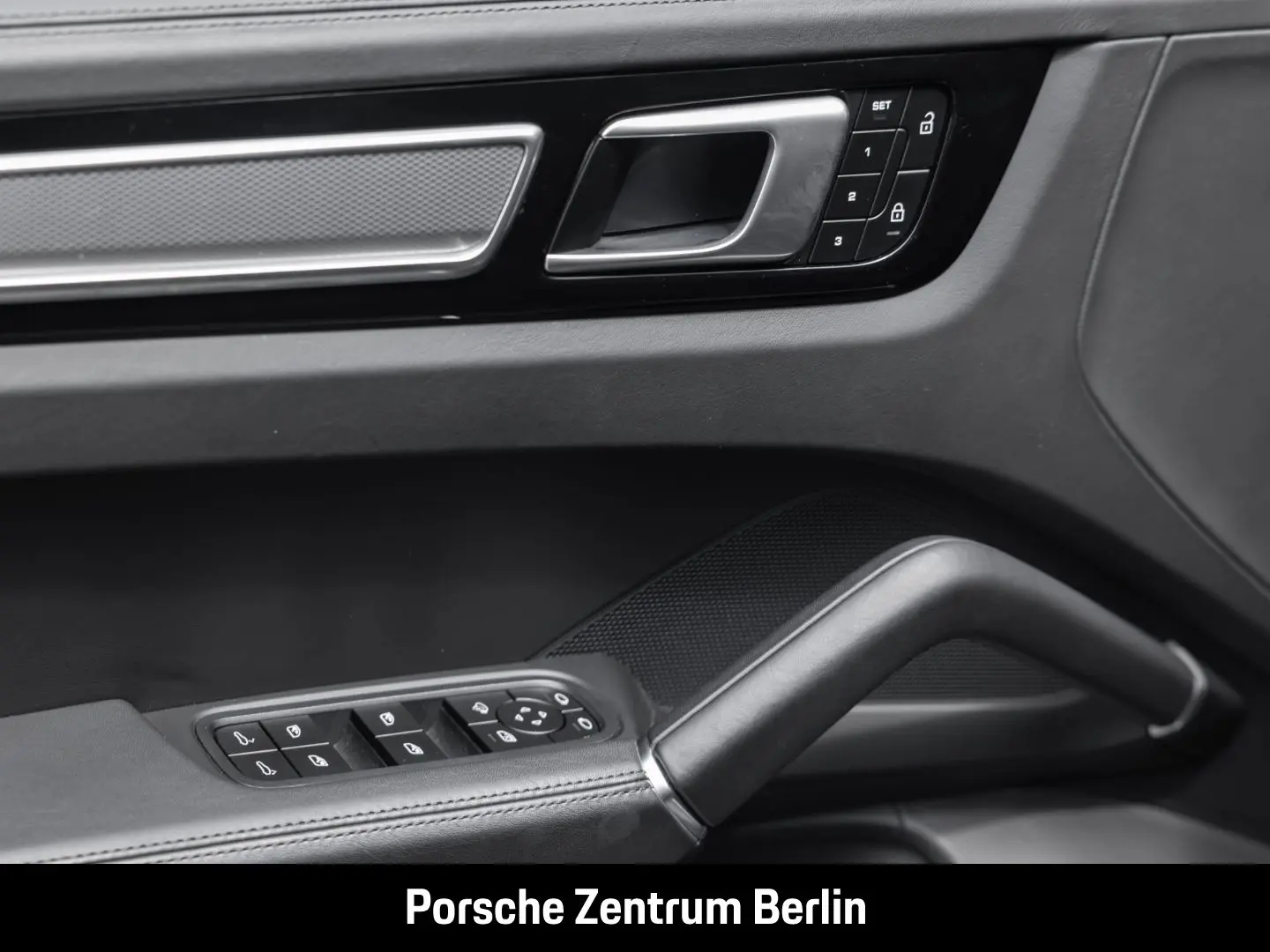 Cayenne Platinum Edition BOSE Rückfahrkamera LED