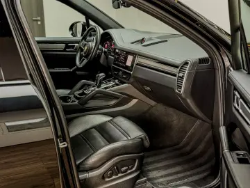 Cayenne Platinum Edition, Approved bis 11.2027 !