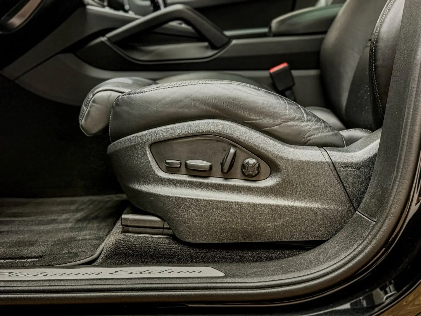 Cayenne Platinum Edition, Approved bis 11.2027 !