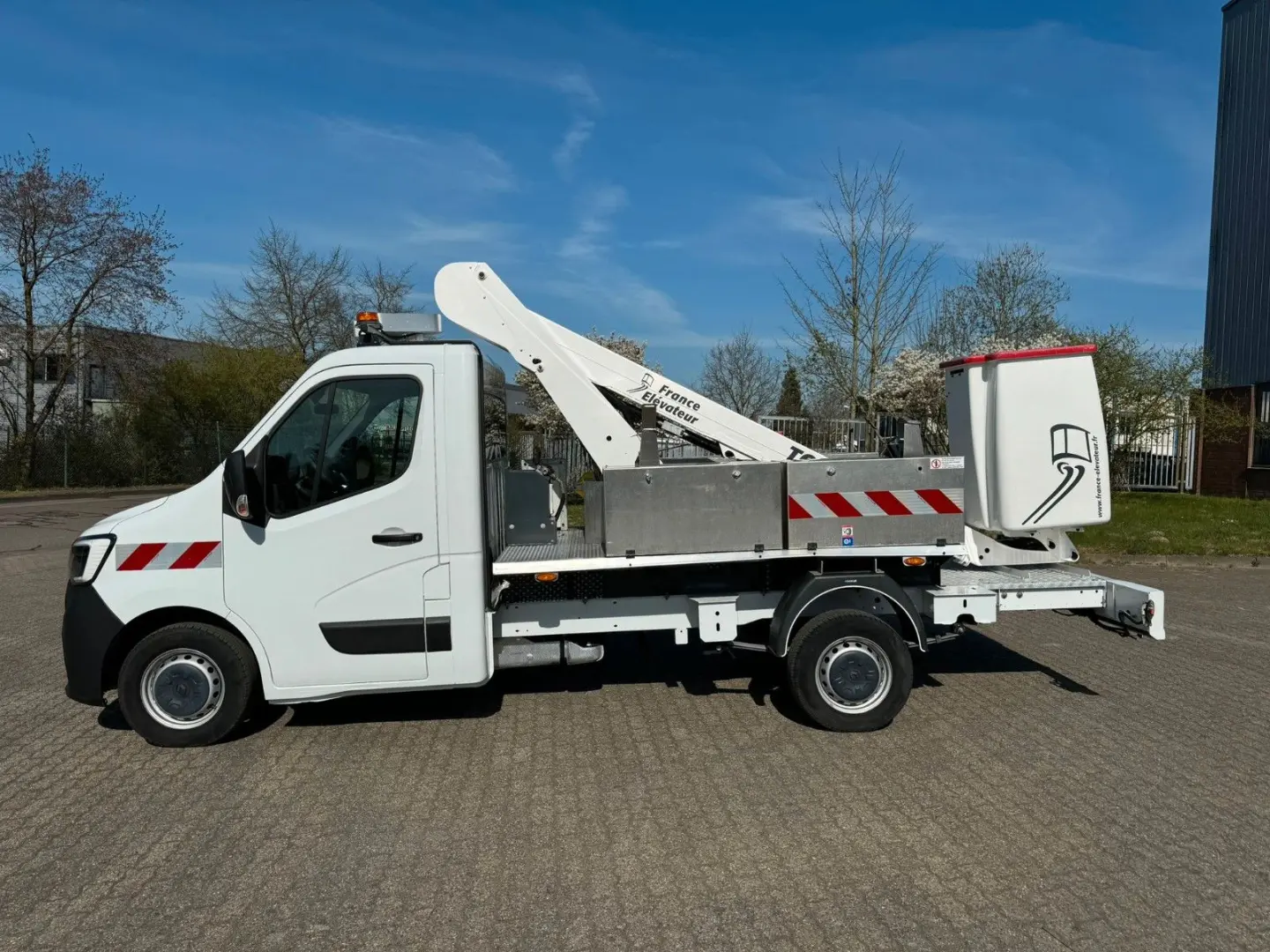 Master France Elevateur TOPY 12 **12 Meter**