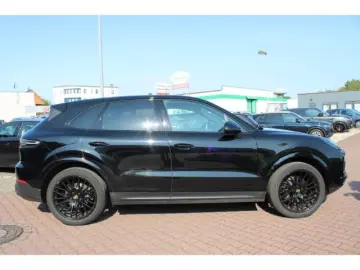 Cayenne Chrono Leder AHK Sport-AGA Navi Kamera S