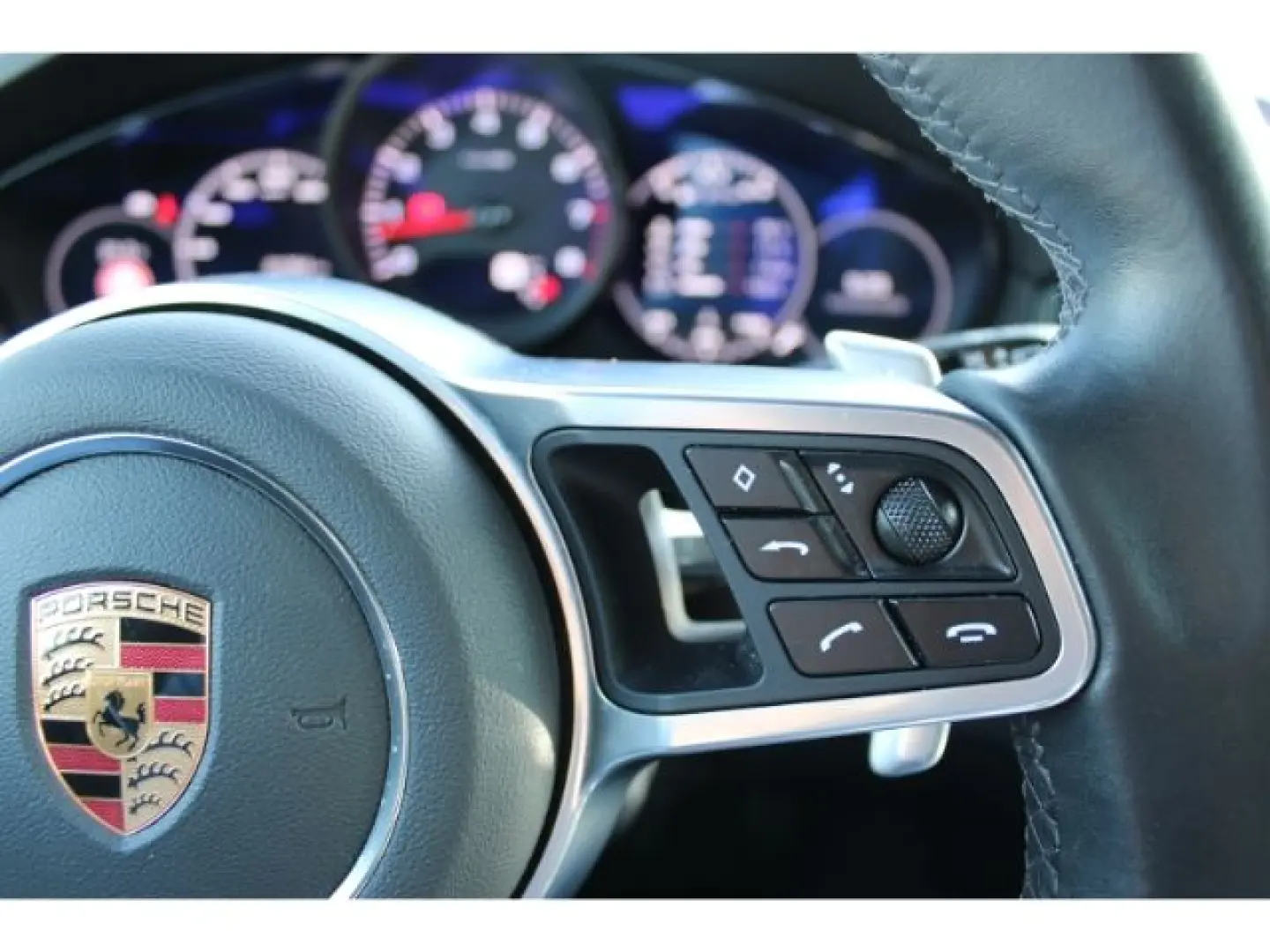 Cayenne Chrono Leder AHK Sport-AGA Navi Kamera S
