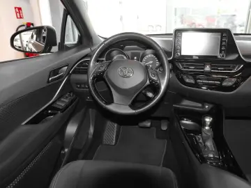 C-HR 1.8 HYBRID TEAM D SHZ/PDC/LED/KAMERA