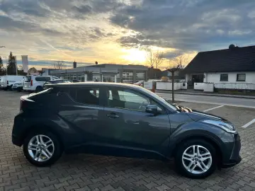 C-HR 1.8l VVT-i Hybrid *Kamera,SHZ,PDC v+h,ACC