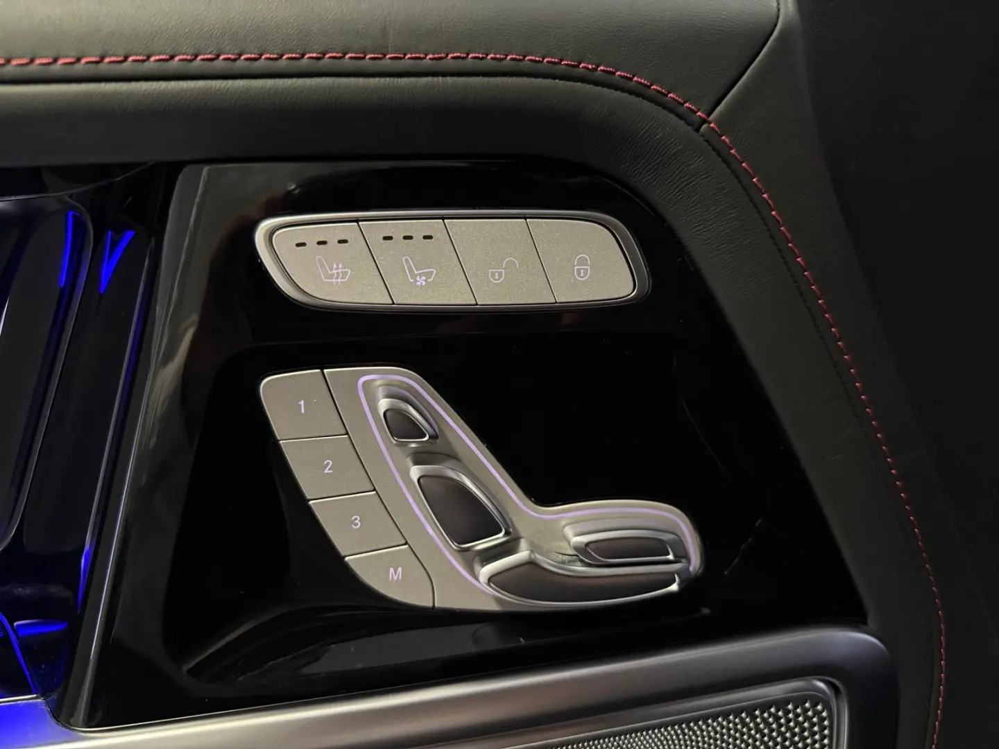 G 400 d AMG*MAGNO*GSD*3D BURM*STHZ*DIST*360*AHK*