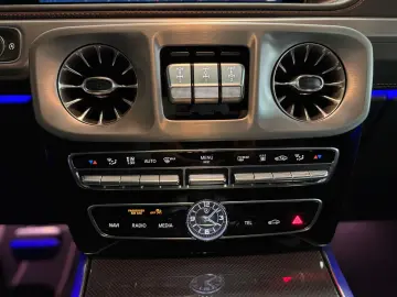 G 400 d AMG*MAGNO*GSD*3D BURM*STHZ*DIST*360*AHK*