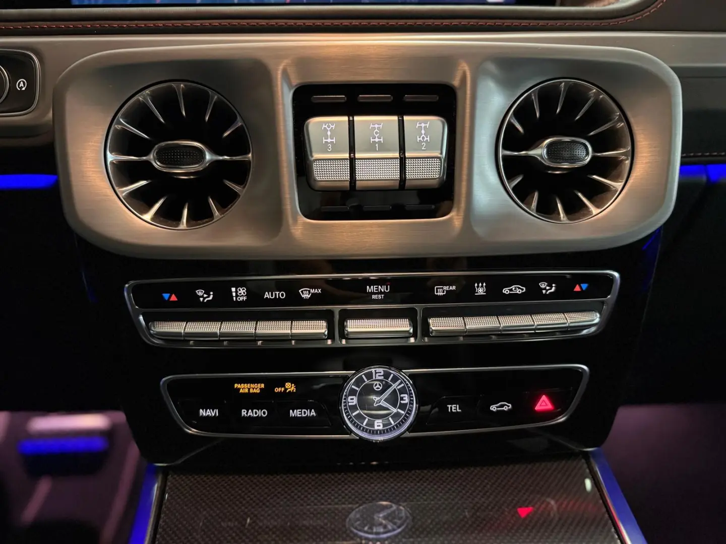 G 400 d AMG*MAGNO*GSD*3D BURM*STHZ*DIST*360*AHK*