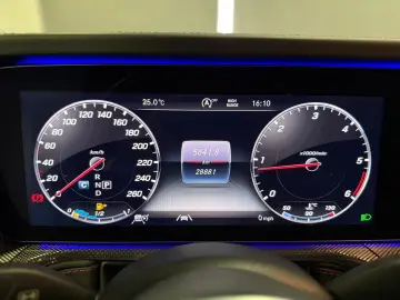 G 400 d AMG*MAGNO*GSD*3D BURM*STHZ*DIST*360*AHK*