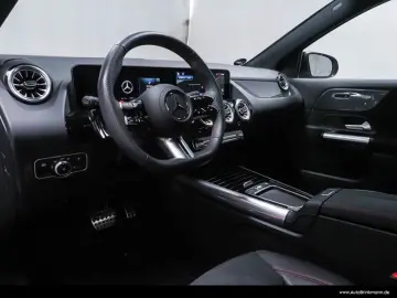 GLA 200 d AMG-LINE/AHK/PANO/360°/NIGHT/MULTIBEAM