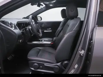 GLA 200 d AMG-LINE/AHK/PANO/360°/NIGHT/MULTIBEAM