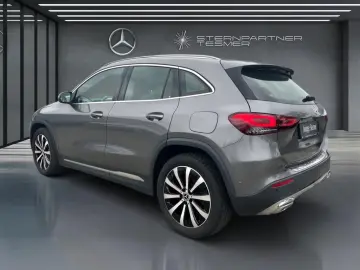 GLA 200 d MBUX, Kamera, AHK, Navi, Ambi, CarPlay