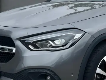 GLA 200 d MBUX, Kamera, AHK, Navi, Ambi, CarPlay