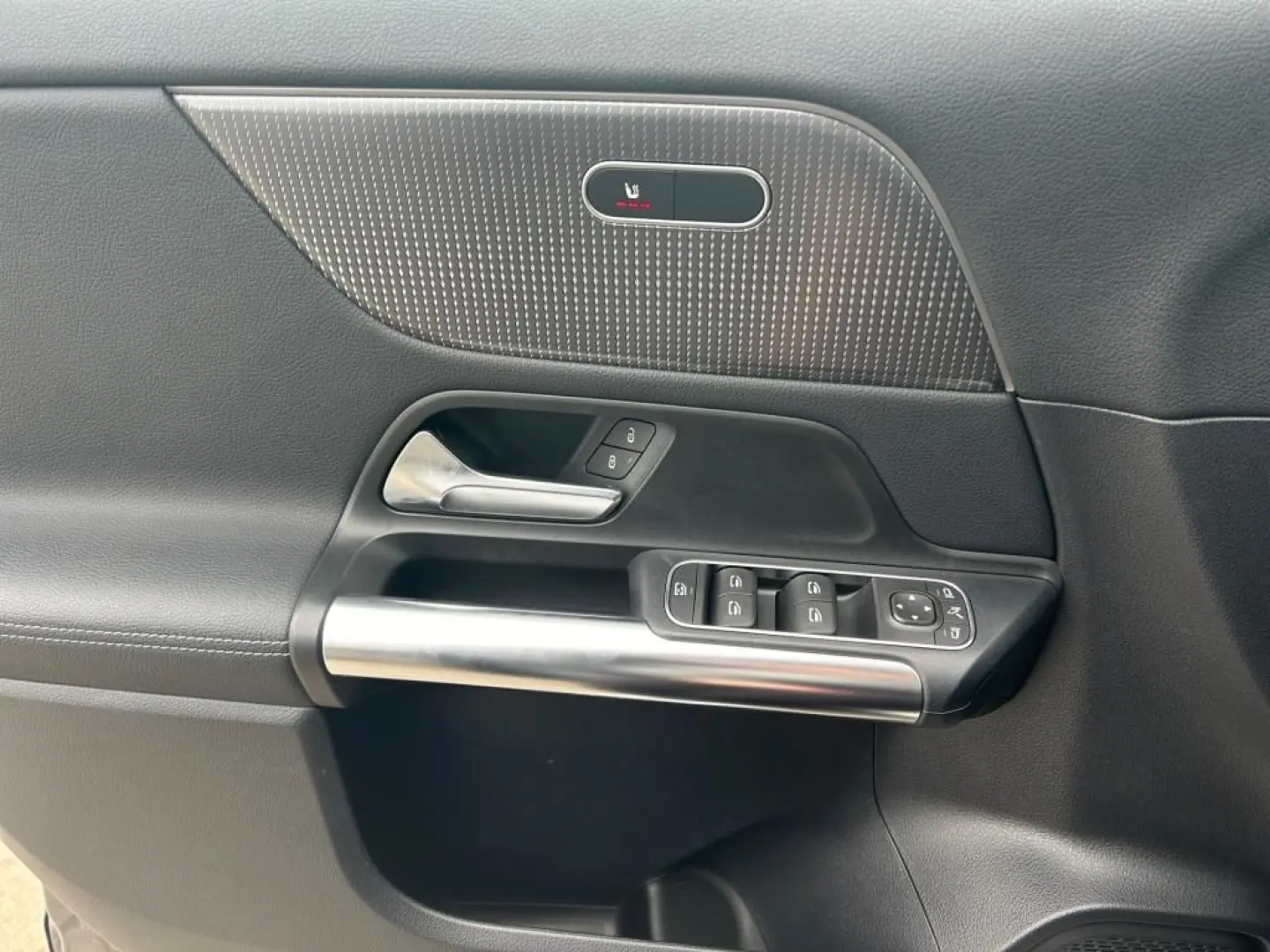 GLA 200 d MBUX, Kamera, AHK, Navi, Ambi, CarPlay