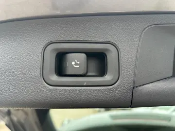 GLA 200 d MBUX, Kamera, AHK, Navi, Ambi, CarPlay