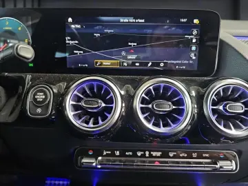 GLA 200 d AMG+MBUX+PANO+MBEAM+NIGHT+AMBIENTE
