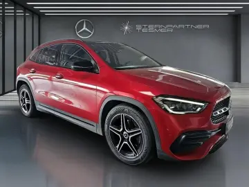 GLA 200 d AMG MBUX PANO MBEAM NIGHT AMBIENTE