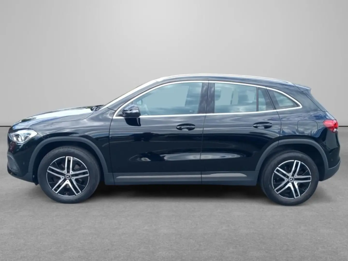 GLA 220 d PDC*LED*SpurH*el.Heck*SHZ*AUT*LM*Kam.