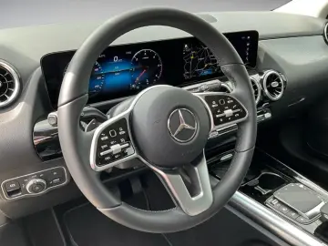 GLA 220 d 4MATIC Progressive KAM PDC SpurH AUT