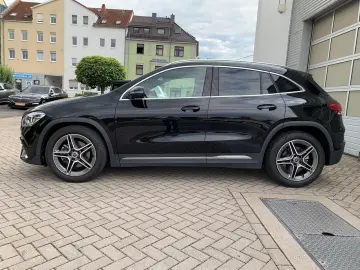 GLA 220d AMG-Line Navi+LED+Kamera+DAB