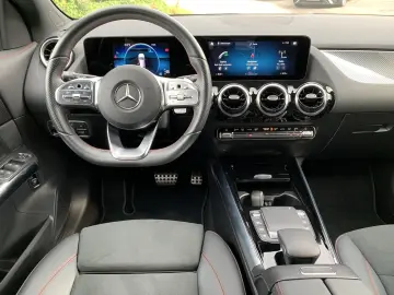 GLA 220d AMG-Line Navi+LED+Kamera+DAB
