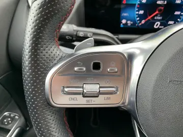 GLA 220d AMG-Line Navi+LED+Kamera+DAB