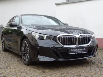 520d M Sport - ICONIC GLOW  H&K- Sound