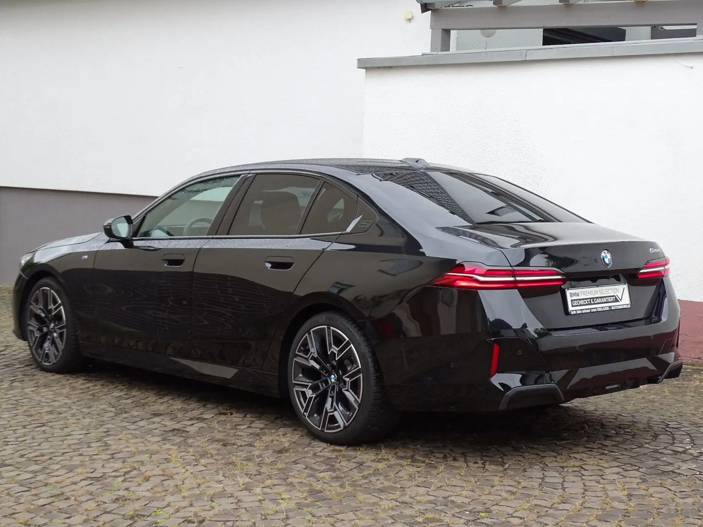 520d M Sport - ICONIC GLOW, H&K- Sound