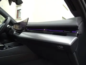 520d M Sport - ICONIC GLOW, H&K- Sound