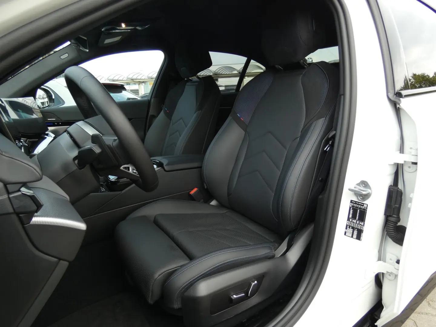520d Limousine M Sportpaket HK HiFi DAB LED Shz
