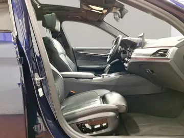 540d xDrive Limousine M Sport Standheizung AHK