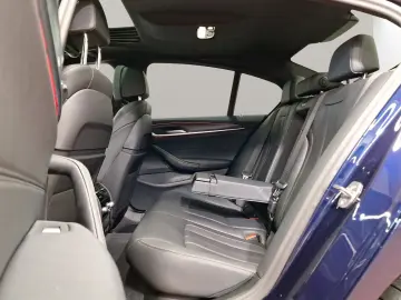 540d xDrive Limousine M Sport Standheizung AHK