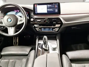 540d xDrive Limousine M Sport Standheizung AHK