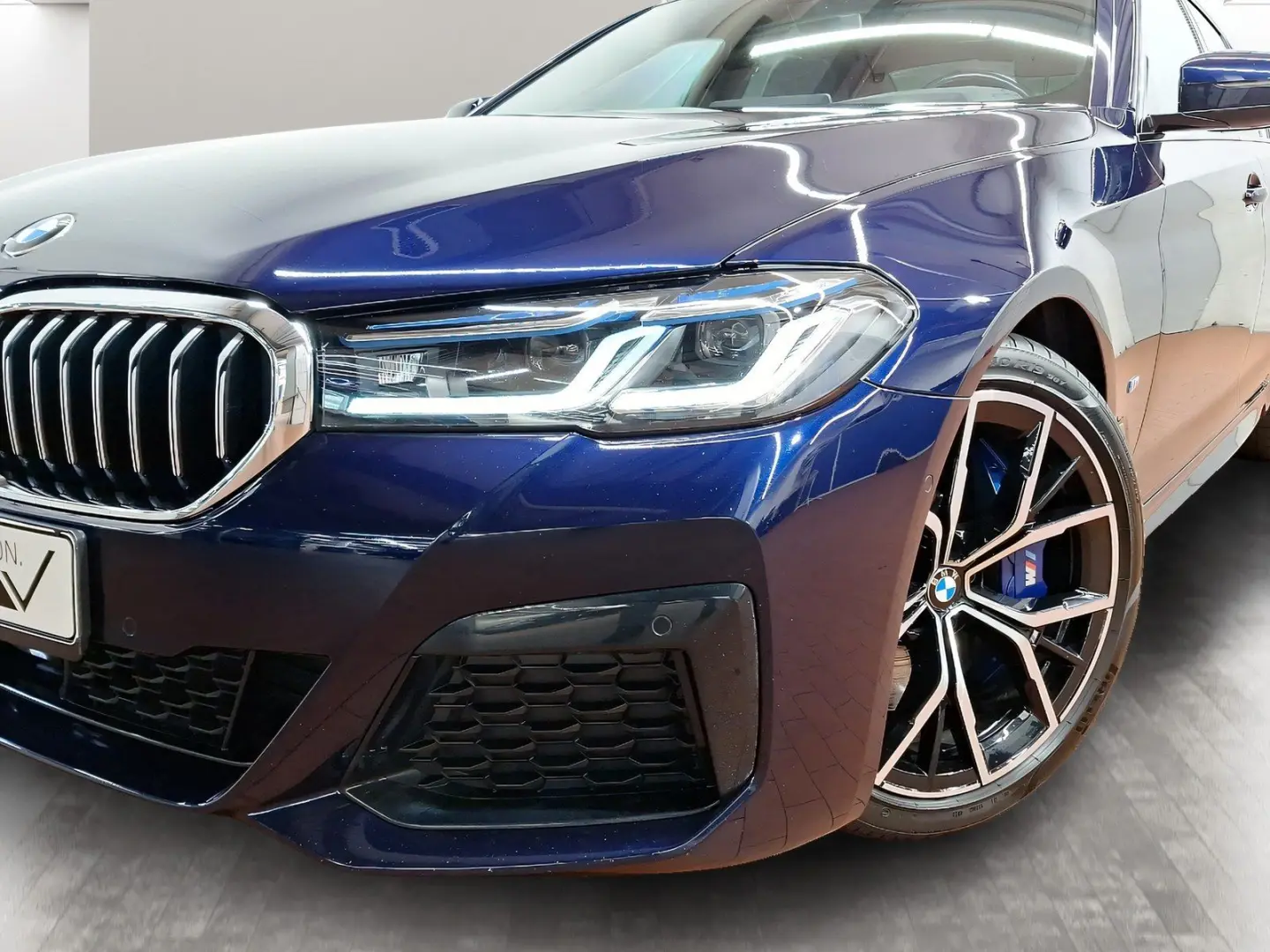 540d xDrive Limousine M Sport Standheizung AHK