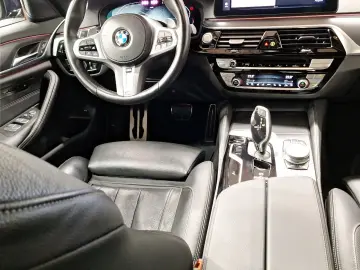 540d xDrive Limousine M Sport Standheizung AHK