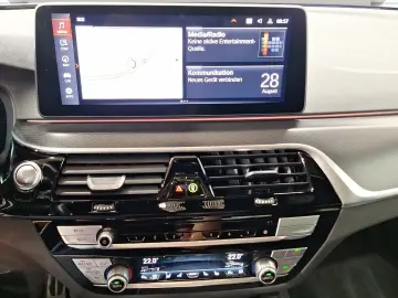 540d xDrive Limousine M Sport Standheizung AHK
