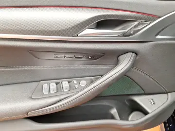 540d xDrive Limousine M Sport Standheizung AHK
