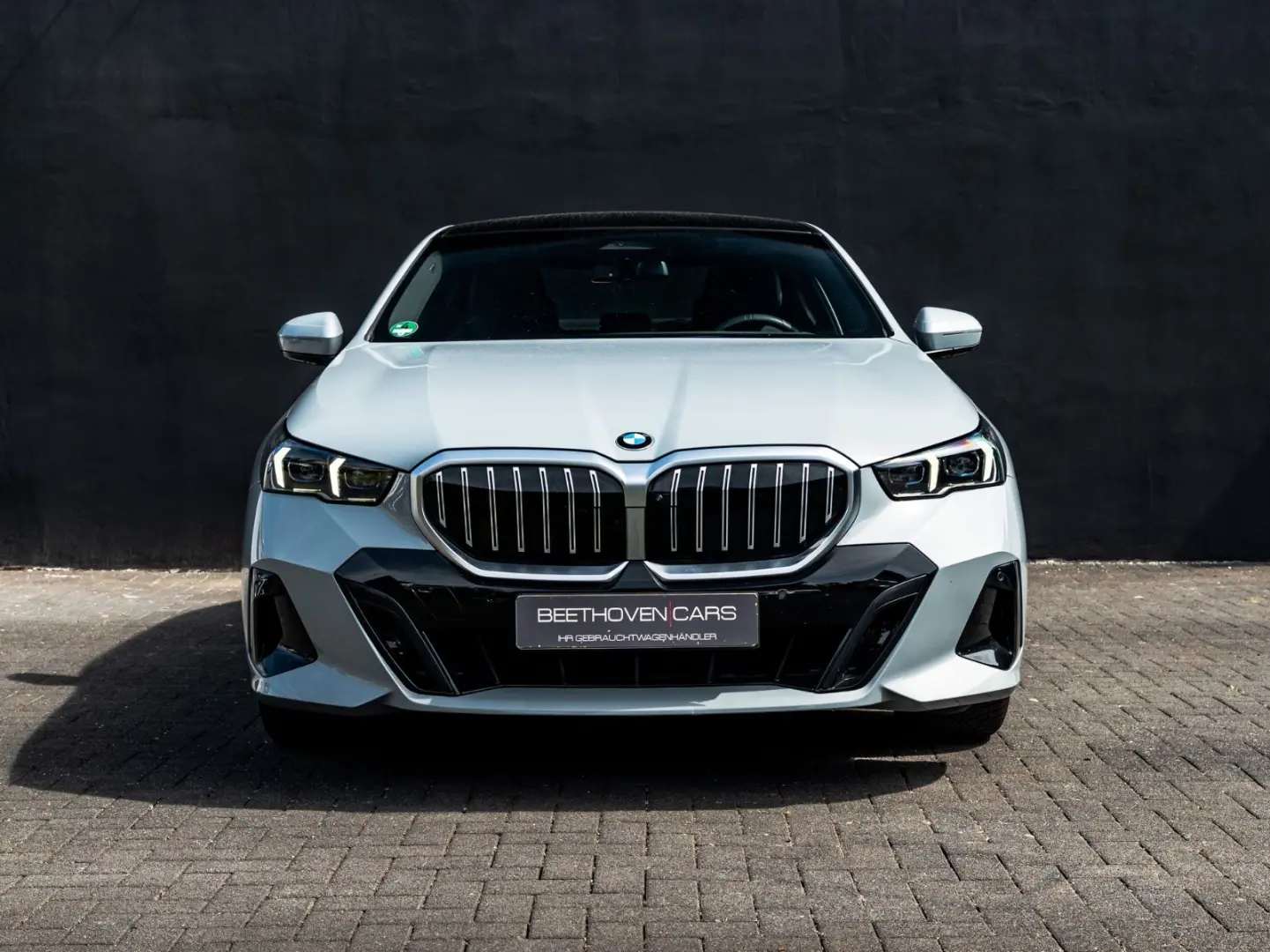 520 d M Sport G60 VOLL+Pano+AHK+Nightvision