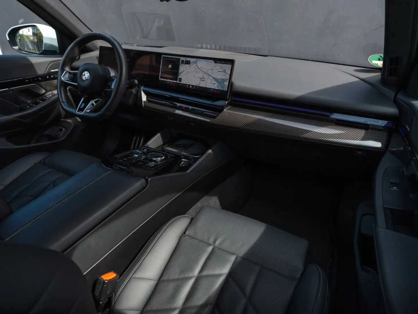 520 d M Sport G60 VOLL+Pano+AHK+Nightvision