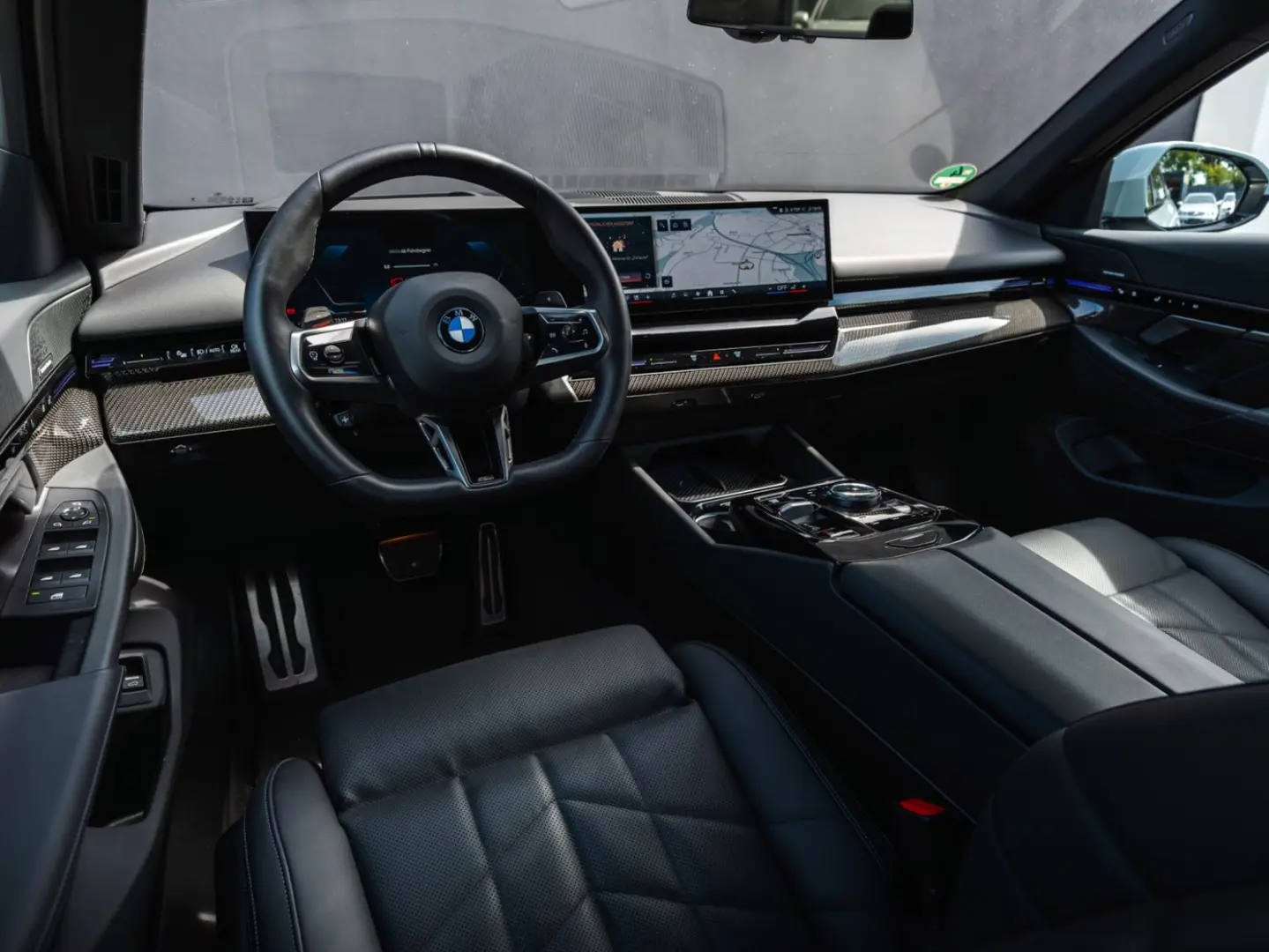 520 d M Sport G60 VOLL+Pano+AHK+Nightvision