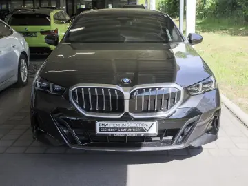 520d M Sportpaket*AHK*Komfortsitze*360 Kamera*