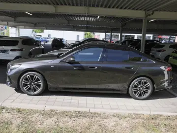 520d M Sportpaket*AHK*Komfortsitze*360 Kamera*