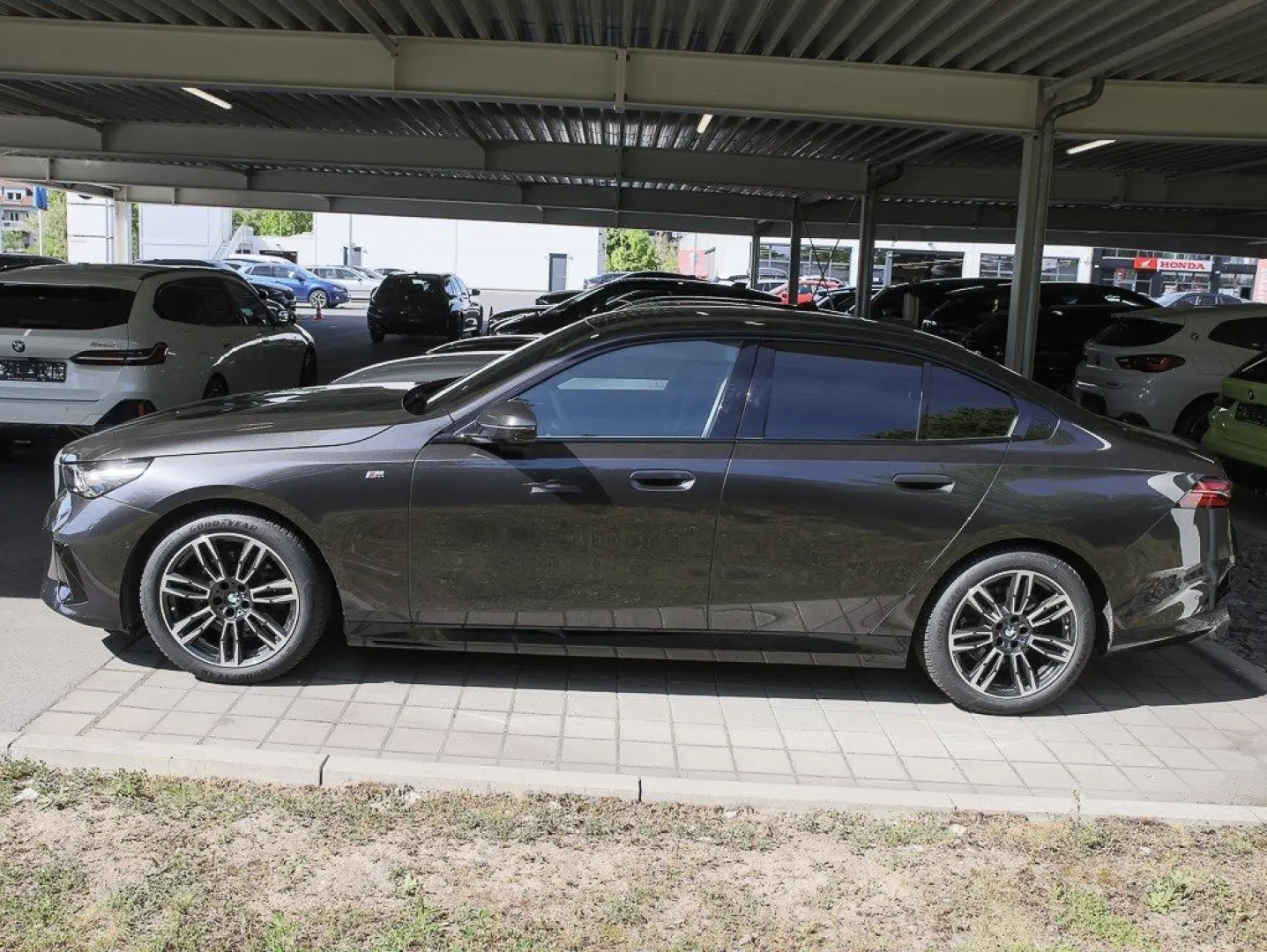520d M Sportpaket*AHK*Komfortsitze*360 Kamera*