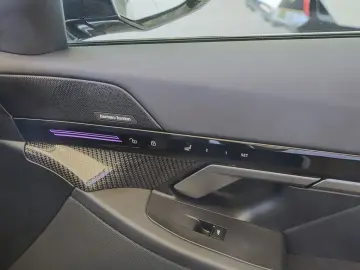 520d M Sportpaket*AHK*Komfortsitze*360 Kamera*