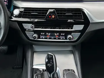 530d xDrive Autom. Hybrid*Luxury*Leder*Navi*AHK*