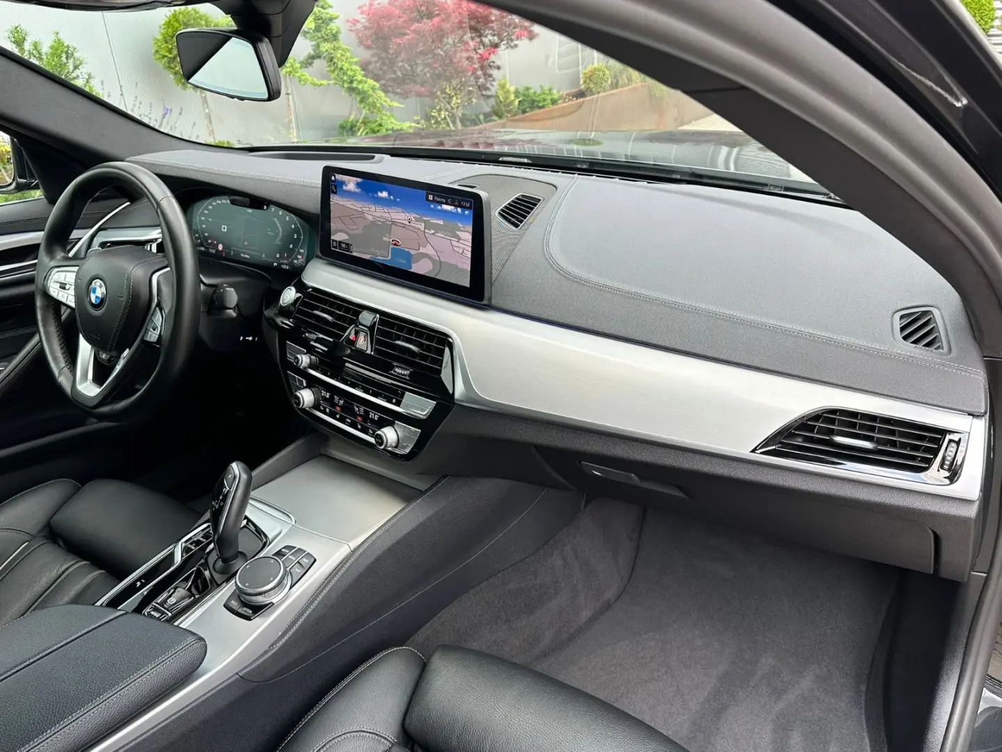 530d xDrive Autom. Hybrid*Luxury*Leder*Navi*AHK*