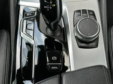 530d xDrive Autom. Hybrid*Luxury*Leder*Navi*AHK*