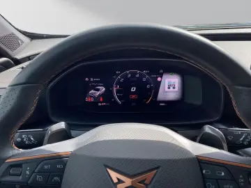 Formentor 2.0 VZ 4Drive *Navi*Pano*LED*Beats*