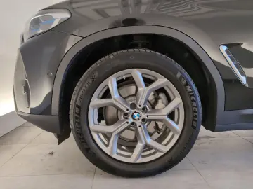 X4 xDrive30i Laser/Head-Up/DAB/SHZ Laser/Head-Up