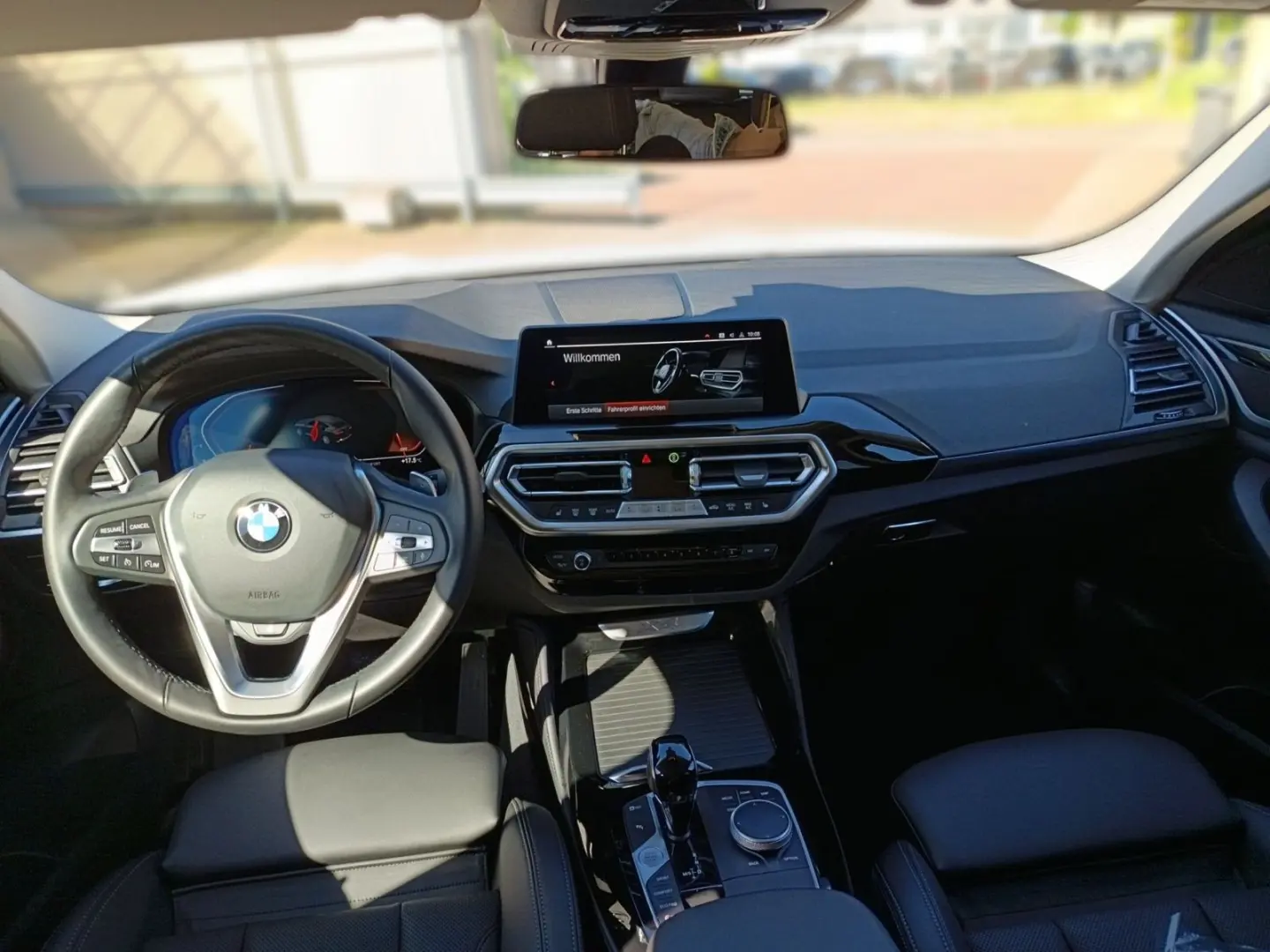 X4 xDrive20i 18